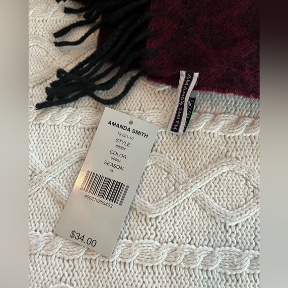 NEW! Amanda Smith Designer Acrylic Scarf, Made in Italy - Picture 8 of 8